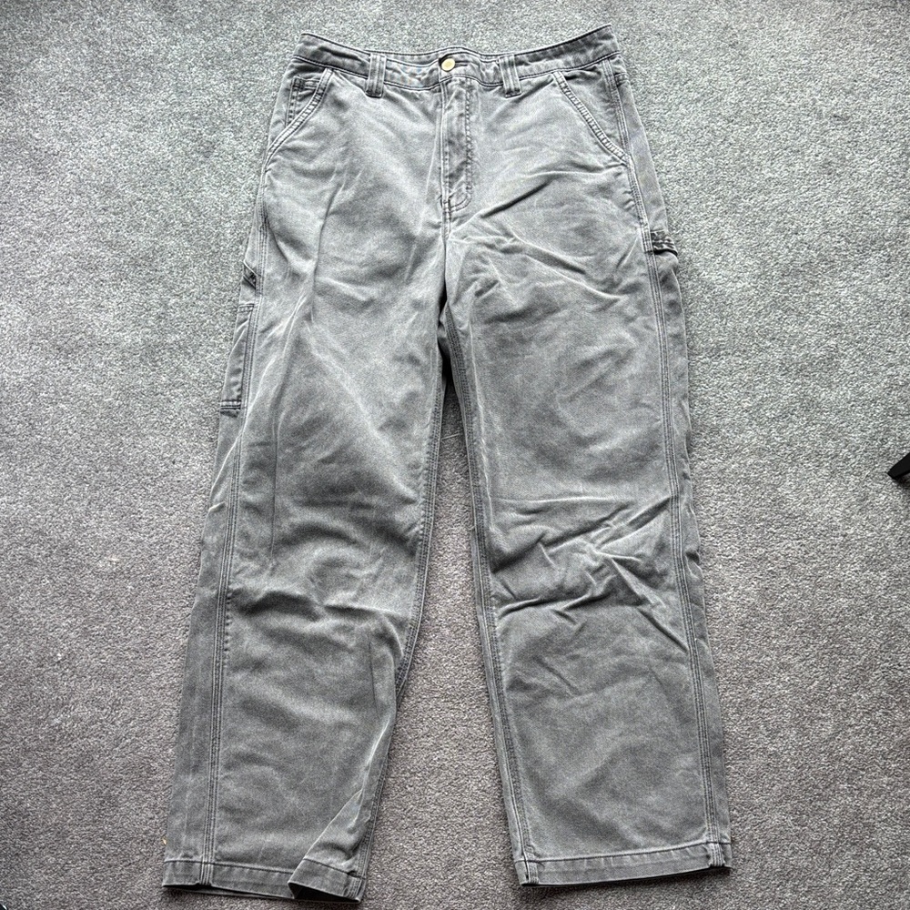 Women’s Aritzia TNA Gray Cargo Pants
